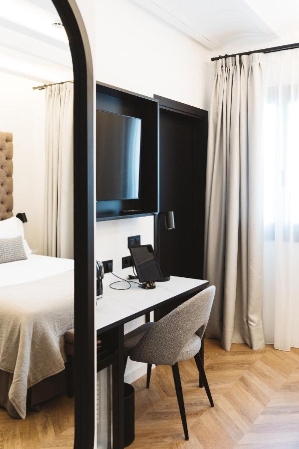 Boutique Hotel Petit Montisión Palma de Mallorca Exterior foto